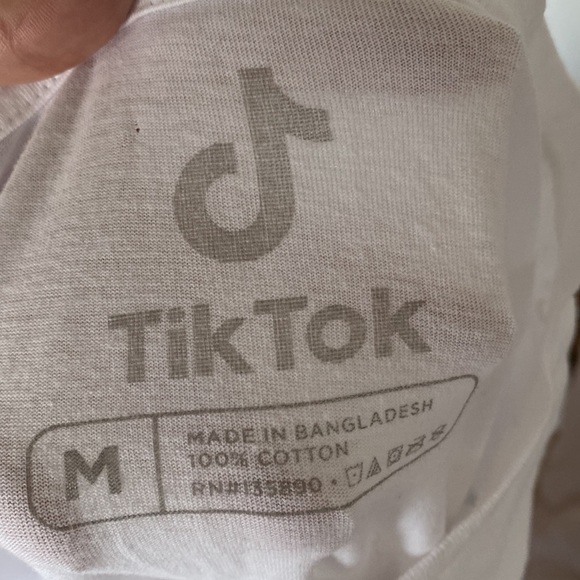 Tik Tok Oversized Shirt - Picture 5 of 5